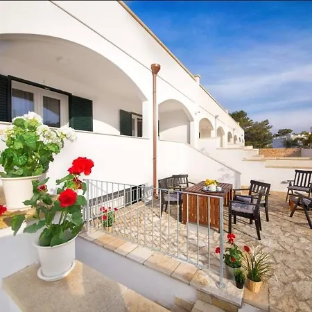 Idieh , By Apulia Villa Marina di Mancaversa